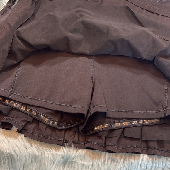 Athleta A-Game Mesh Black Skort 13.5” sz M - Picture 5 of 9